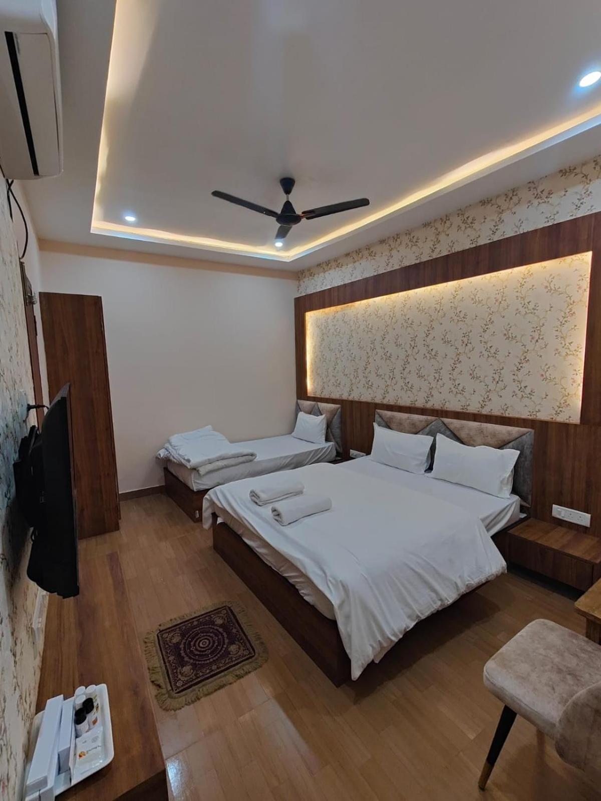Hotel Mangal Murti Váránasí Exteriér fotografie